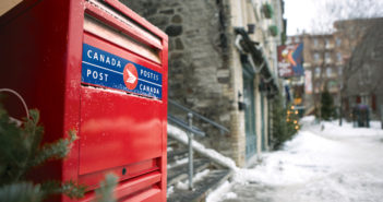 Pay issues cause financial loss for Canada Post