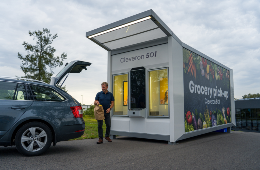 Cleveron launches the world’s first grocery robot with two temperature zones