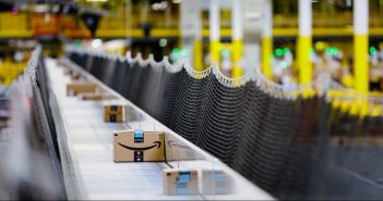 Amazon expands US workforce by 100,000