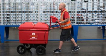 Royal Mail restructures senior management