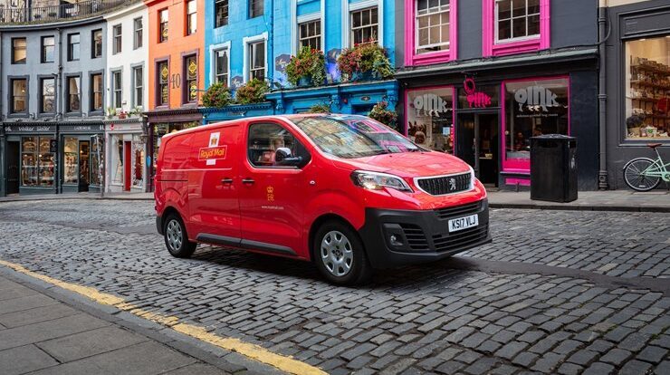 Royal Mail owner confirms sale for £3.6bn Royal Mail owner confirms sale for US$6.7bn