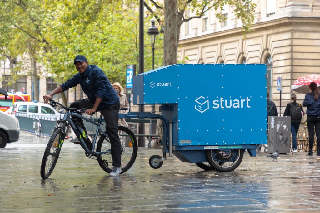 Stuart launches mobile depot last-mile delivery trial with the City of Paris