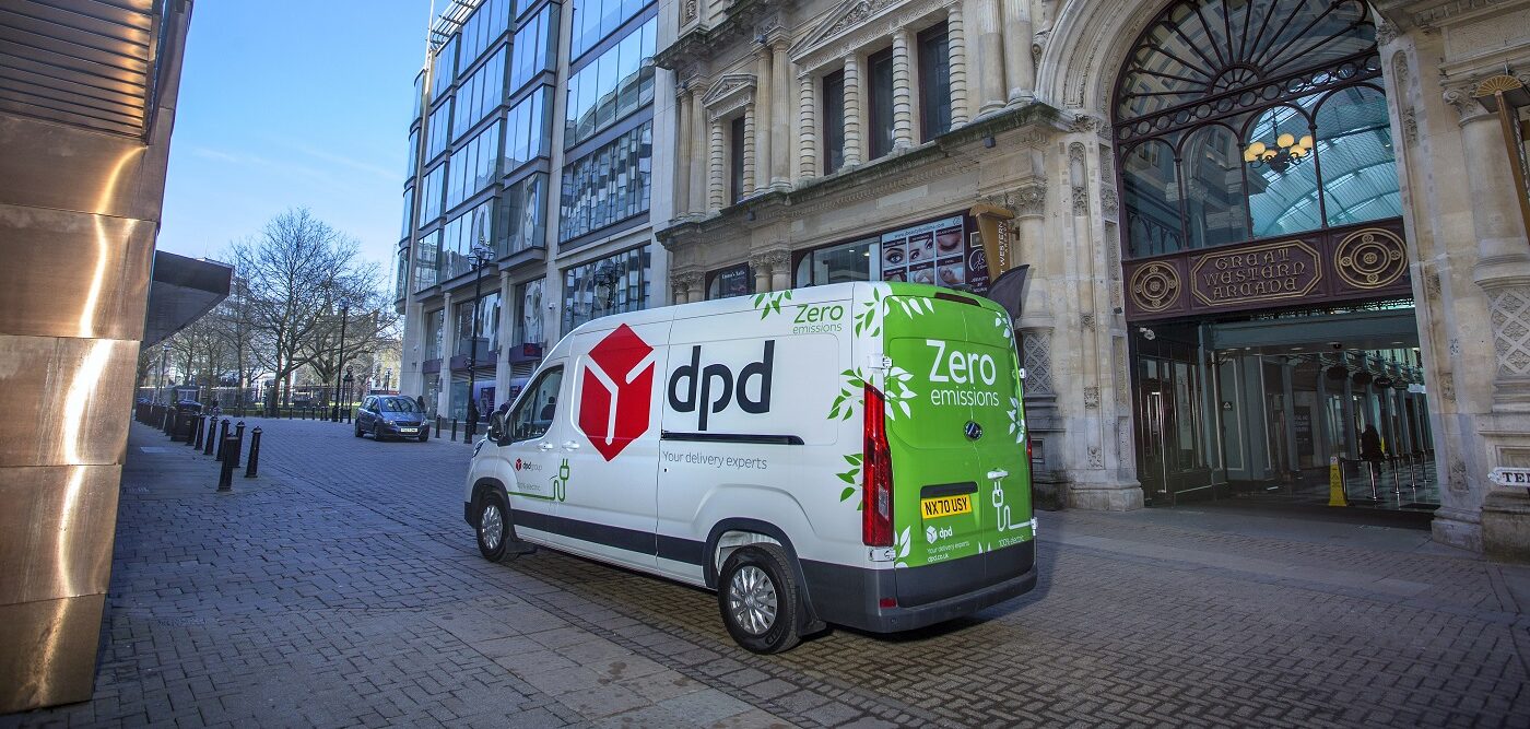 Af storm smid væk Vært for DPD doubles UK EV fleet with Maxus van order - Parcel and Postal Technology  International