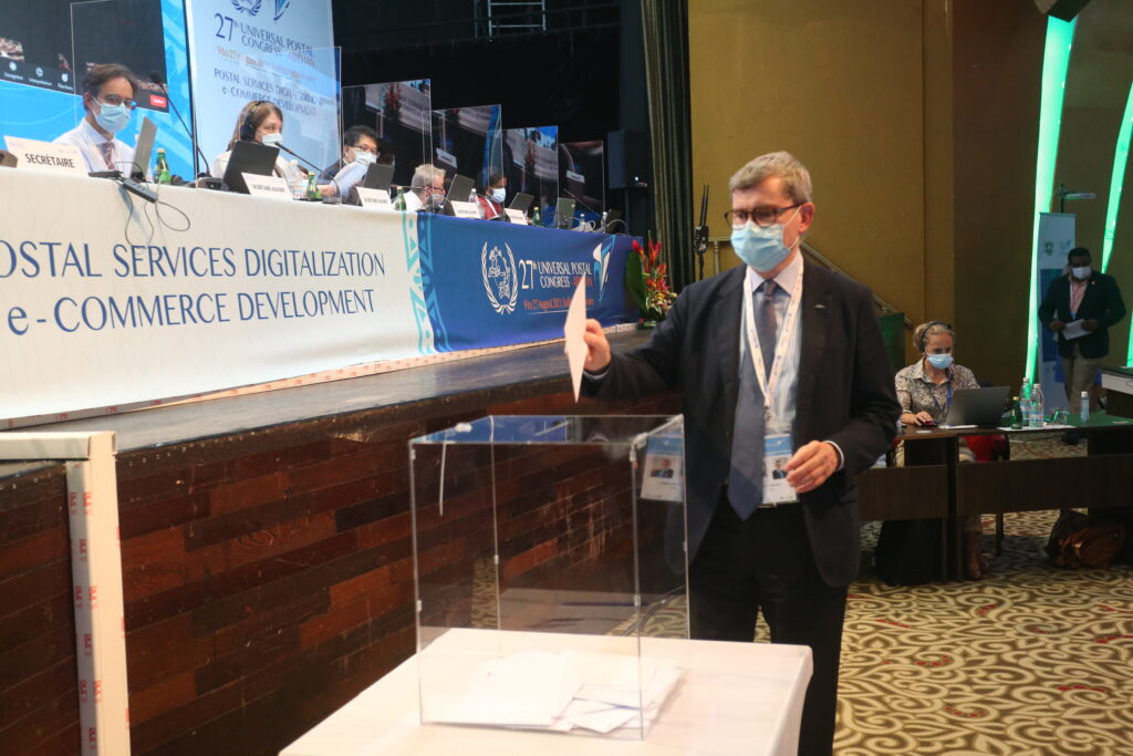 Jean-Paul Forceville elected president of UPU’s Postal Operations Council