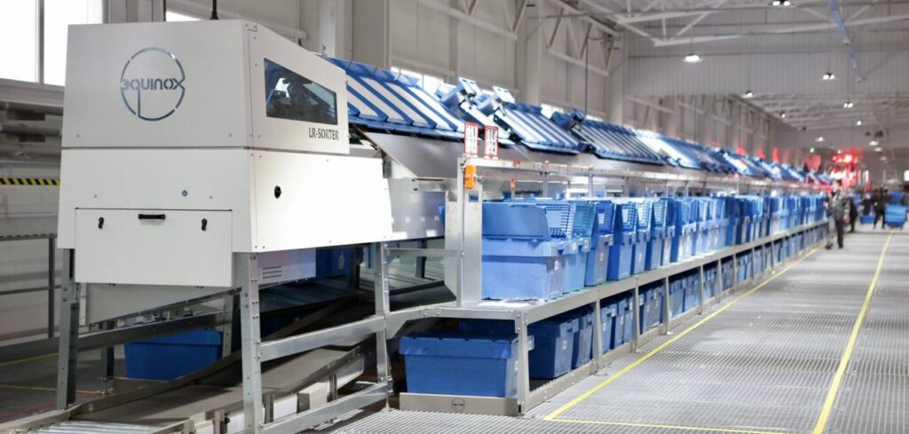 Nova Poshta opens automated terminal in Ukraine