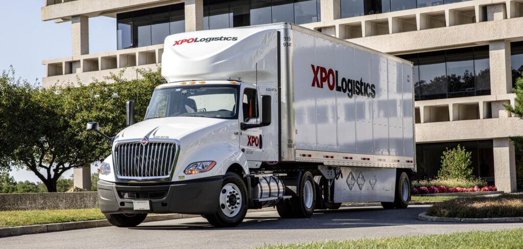XPO Logistics splits operations in two