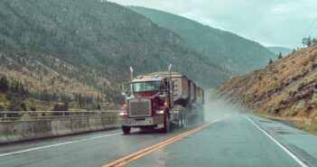 UK logistics companies to adopt green solutions within five years, Neos Networks finds