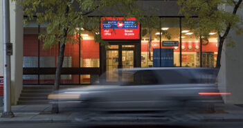 Canada Post records C$107m loss for Q1 2023