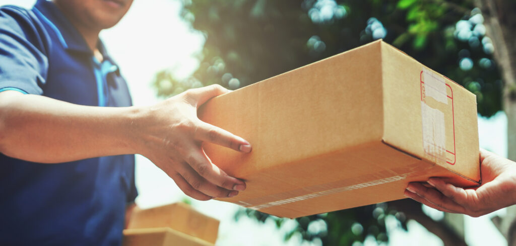 International Post Corporation partners with Universal Postal Union