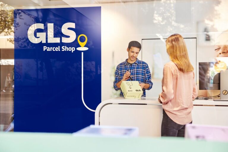 GLS Spain diversifies into baggage storage at parcel shops