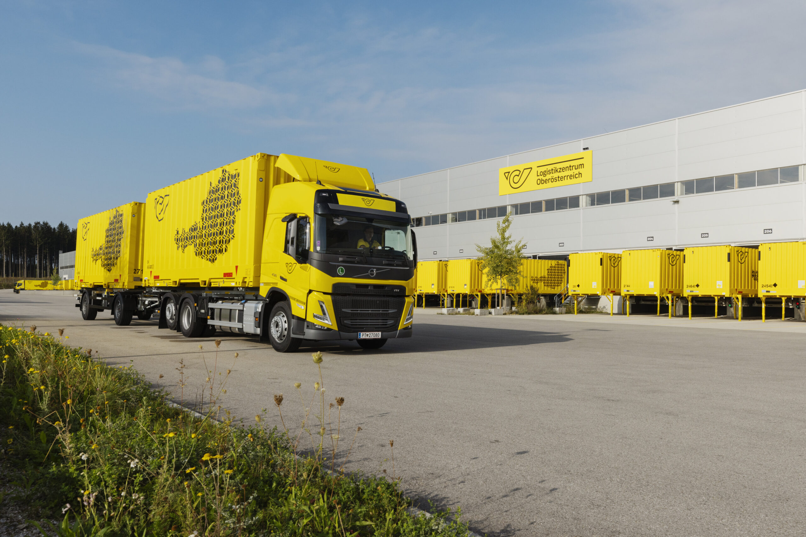 Austrian Post to convert entire truck fleet to fossil-free fuel ...