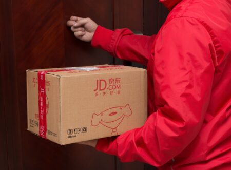 China delivers 641 million parcels during Spring Festival