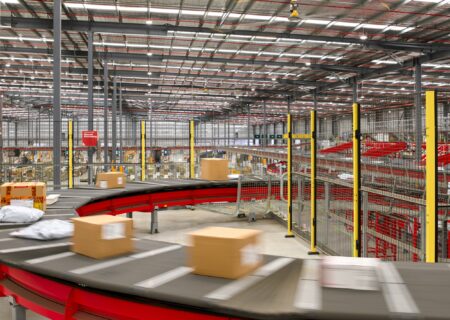 Australia Post ends non-urgent daily letter deliveries Australia Post ends non-urgent daily letter deliveries