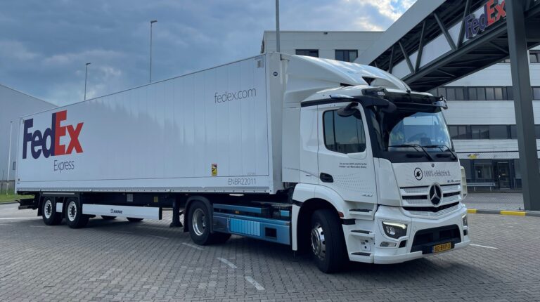FedEx Express tests electric tractor unit in the Netherlands The eActros 300 tractor, an all-electric vehicle from Mercedes-Benz Trucks with a FedEx trailer attached