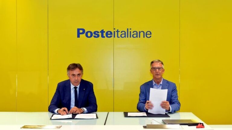 Poste Italiane moves to biofuels for ground and air fleet Giuseppe Lasco, general manager of Poste Italiane and Giuseppe Ricci, energy evolution chief operating officer at Eni