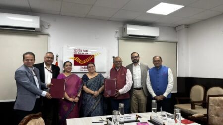 Amazon and India Post partner on nationwide delivery Amazon and India Post partner on nationwide delivery