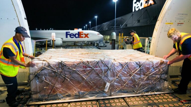 FedEx opens gateway in Bali to enhance shipping services Cargo being loaded onto FedEx aircraft