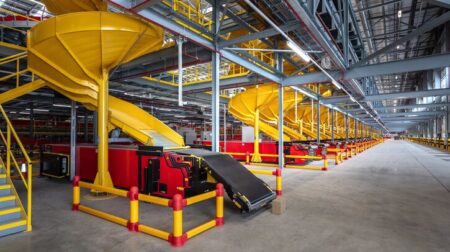 DHL eCommerce boosts UK logistics with state-of-the-art parcel hub DHL eCommerce boosts UK logistics with state-of-the-art parcel hub