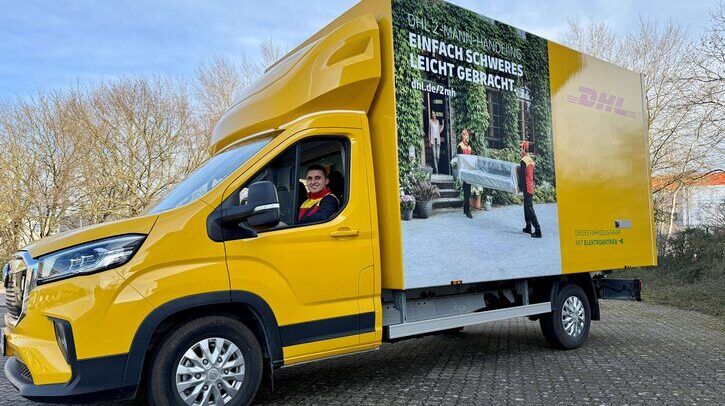 DHL 2-Mann-Handling expands electric last-mile fleet DHL 2-Mann-Handling expands electric last-mile fleet