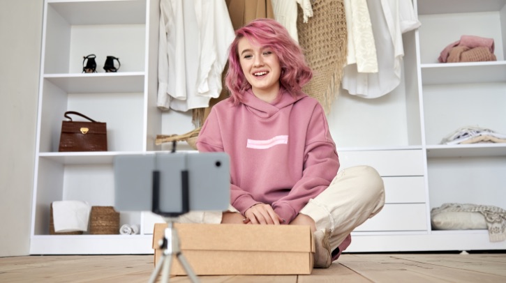 Gen Z and millennials prioritize delivery price over speed, reveals InXpress study International shipping and logistics company InXpress has released a study of 120 Gen Z and Millennials across the UK, US, South Africa, Australia, Canada, France, Hon Kong, India, and the Netherlands.