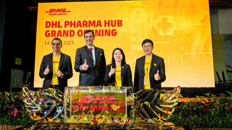 DHL Supply Chain opens €10m pharma hub in Singapore (L-R): Javier Bilbao, CEO, DHL Supply Chain APAC; Tobias Meyer, CEO, DHL Group; Eunis Hew, managing director, DHL Supply Chain Singapore; and Edwin Wong, CEO, DHL Supply Chain Southeast Asia, at the opening of the Pharma Hub in Singapore.