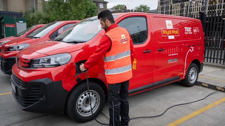 Royal Mail adds 7,000th electric vehicle to fleet.