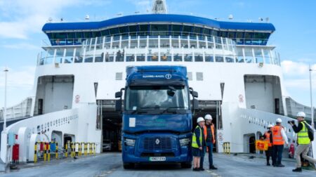 First Channel crossing by a heavy-duty electric truck made on P&O Ferries’ newest hybrid vessel The first heavy-duty electric truck drives off P&O Ferries' hybrid ferry.