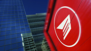 Canadian government steps in to get workers to vote on final offers from Canada Post