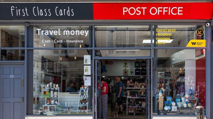 Post Office and Western Union sign long-term exclusive deal for in-branch money transfer services Post Office and Western Union sign long-term exclusive deal for in-branch money transfer services.