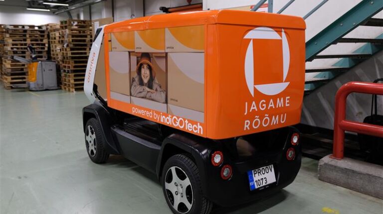 Omniva deploys autonomous parcel delivery vans in Estonia Omniva deploys autonomous parcel delivery vans in Estonia.