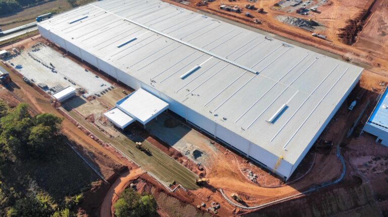 CEVA Logistics to operate new logistics center for Iveco in Brazil.