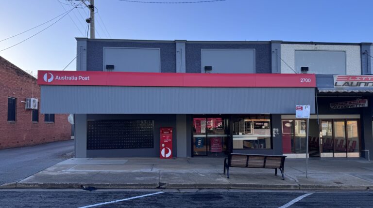 Australia Post opens new post office in Narrandera Australia Post opens new Post Office in Narrandera.