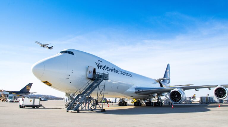 UPS to invest more than US$2bn in logistics network UPS to invest more than $2 billion in international and healthcare logistics network.