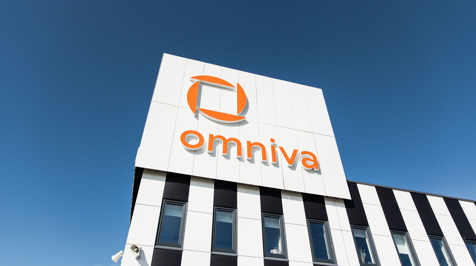 Estonia launches public auction for 100% stake in Omniva